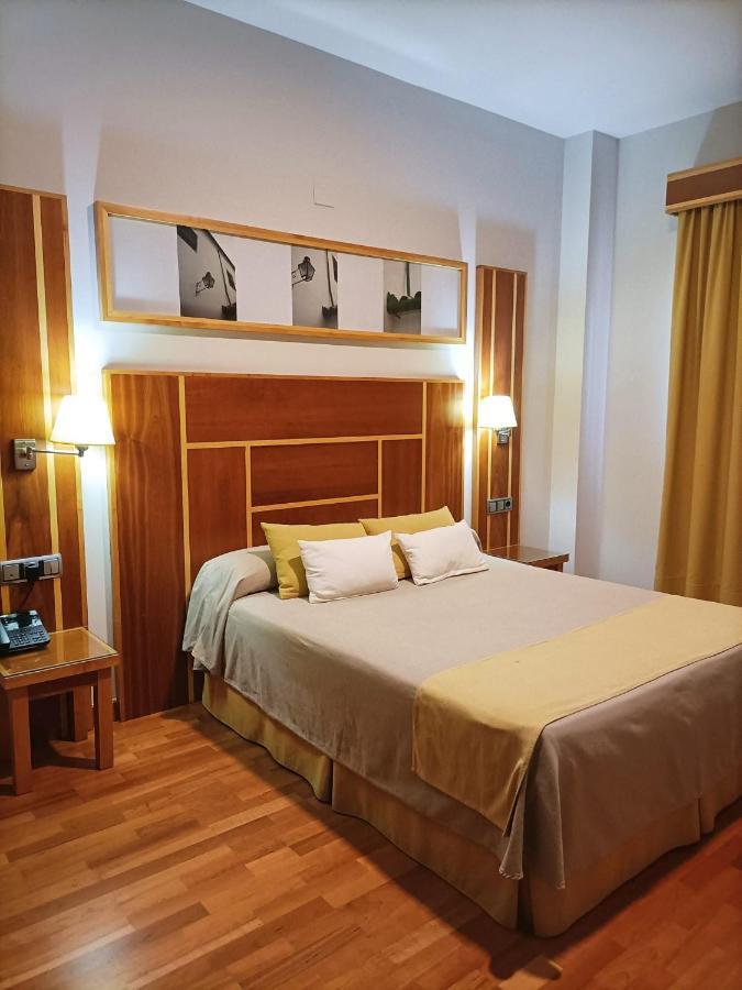 Hotel Carmen 拉卡尔洛塔 外观 照片